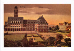 alte Ansichtskarte mit dem Bottroper Rathaus